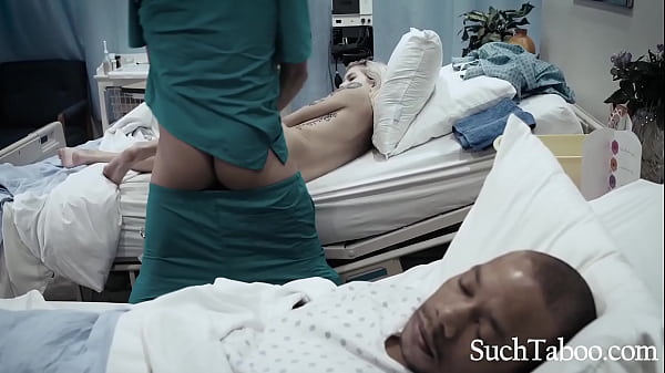 Bác sĩ biến thái cho bệnh nhân trinh nữ khám âm đạo đầu tiên | điều cấm kỵ như vậy