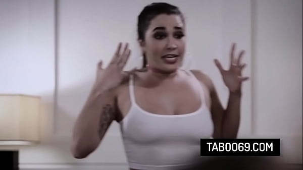 Hot Teen impertinente si spoglia - familial_relations