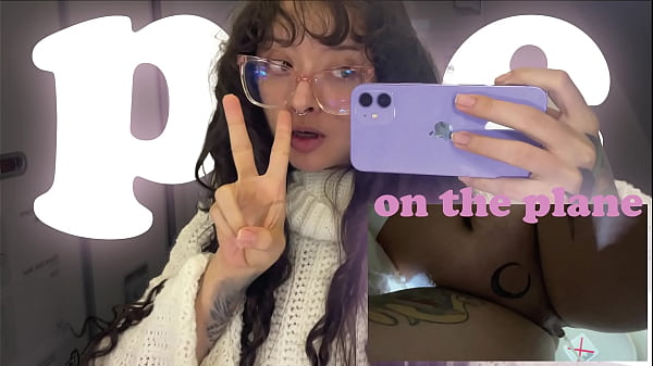 Regarde comme je fais pipi pendant mon voyage en Europe, j'étais dans l'avion