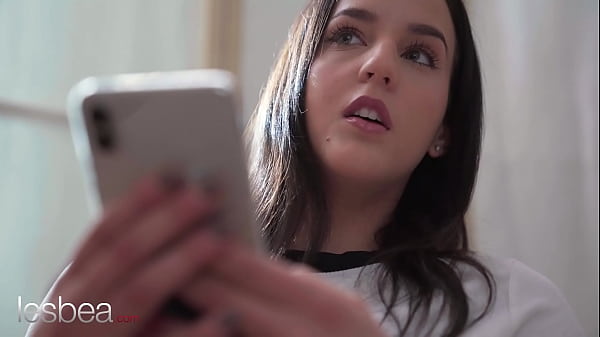 Attractive Young Girl models