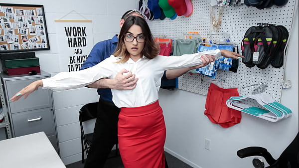 Mall Officer Orders the Shoplifter Teen to Strip Down