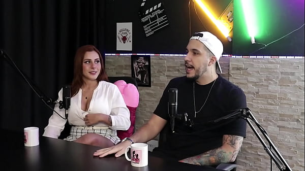 Falou de como foi pedida em casamento, ele foi corno, e gravaram porn&ocirc_ - Bia Ruyva &amp_ Jack Por (SHEER/RED)