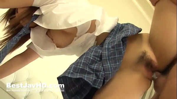 Miku Airis provokante Blaskünste als Schulmädchen lassen Sie staunen – Hardcore-Japanisch-XXX!