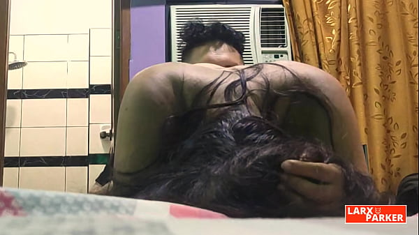 Room Casting 9 Esther de Chiclayo se deja chupar el coño a cuatro patas y lo disfruta demasiado