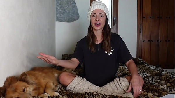 Sehen Sie sich das sexy brünette Teenie-Video an