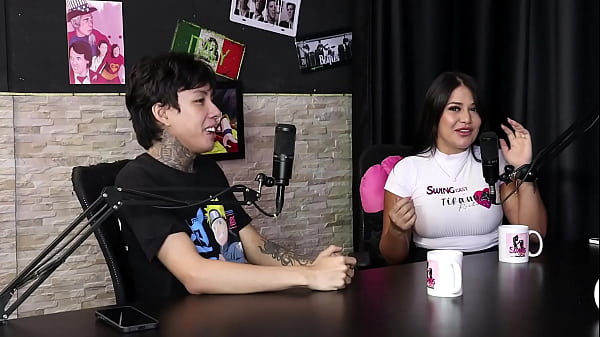 She would have an open relationship, he answers if she is bad in bed and finds swingers repulsive, and what sex means... - DJ Rafa Loira and Mateus Hwang (SHEER/RED)