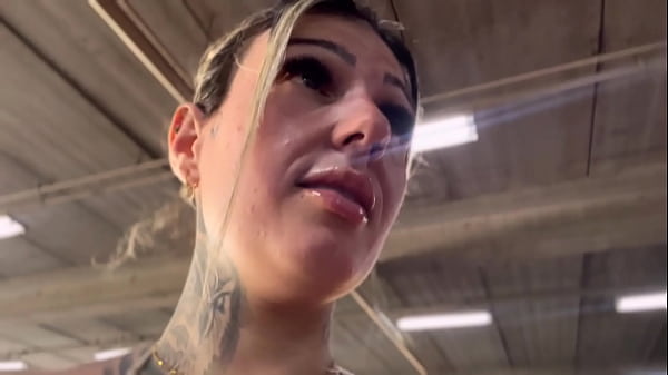 ¿Me pillaron en el probador de una tienda de alta gama? Chorreando y corriéndome mucho por todos lados que me dio tes&atilde_o!