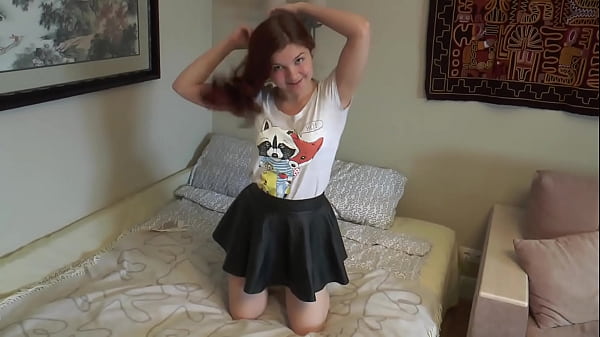 Sexy Teen shows off - beautiful