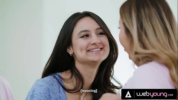 美女 Eliza Ibarra、Kyler Quinn、Kimmy Kimm 和 Nicole Doshi 竞争乳头吮吸和脸部操