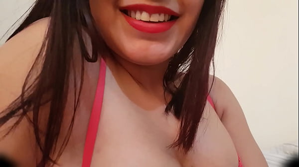 studentessa universitaria mi dice che sono vergine posso solo mandartelo, mi finisce in bocca se vuoi