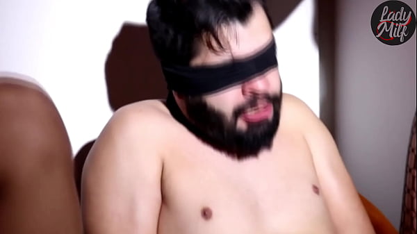 L'homme a été surpris en train de tricher, alors sa femme et moi allons l'humilier et le montrer à tout le monde (Sous-titres anglais)