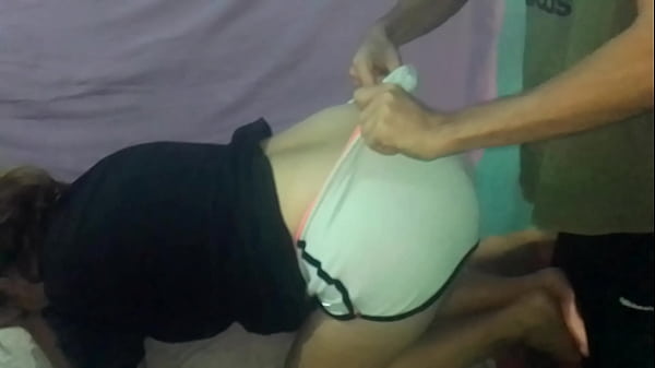 Gli abbasso i pantaloni e ci divertiamo