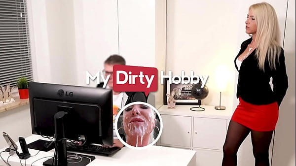 (Daynia'_s) IT Department Covers All Her Needs Whether That'_s A PC Virus Or Her Squirting Ass - My Dirty Hobby