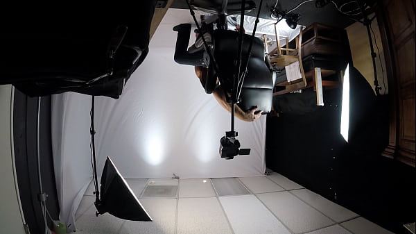 Un pompino teenager esegue un video