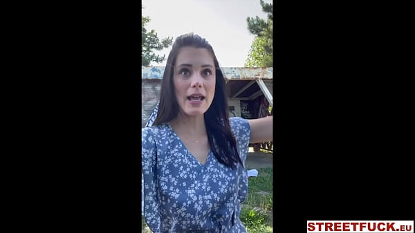 STREETFUCK.com LITTLE CAPRICE quái một NGƯỜI LẠI với bao cao su