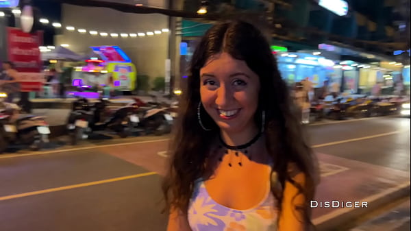 Die ganze Nacht in Anal gefickt, Baby, das ich an einer öffentlichen Strandbar abgeholt habe