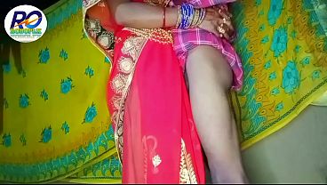 Cognata indiana scopata nella stalla della giumenta, sollevato sari rosso, culo pelai 3