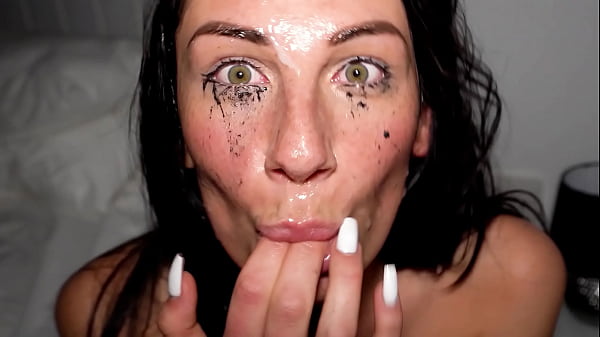 GROSSE SPERMALADUNGEN AUF KLEINE TEENS – Zusammenstellung mit Sperma getränkten Gesichtern