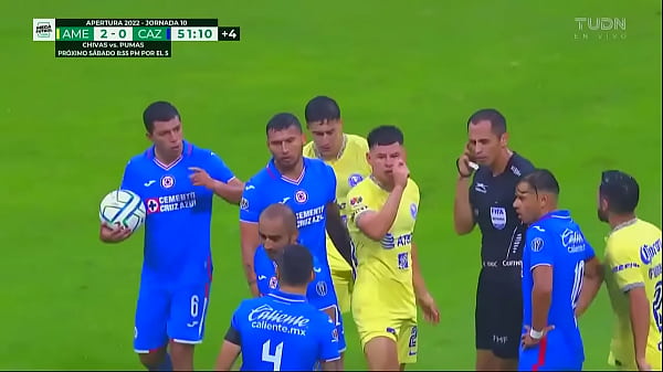 America gives Cruz Azul the catch of his life