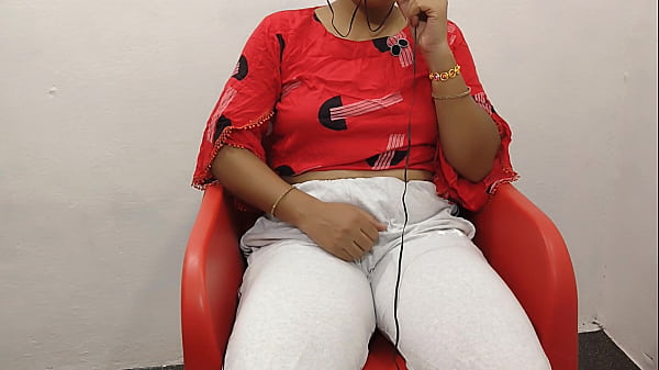 Heißes, wunderschönes Teen gibt an - Teen