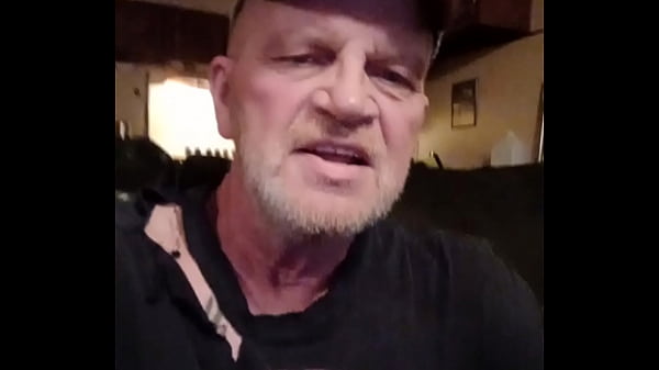 Amazing hot Teen enjoys herself