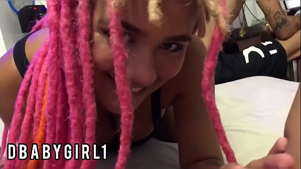 Sexy Unknown Teen shows off