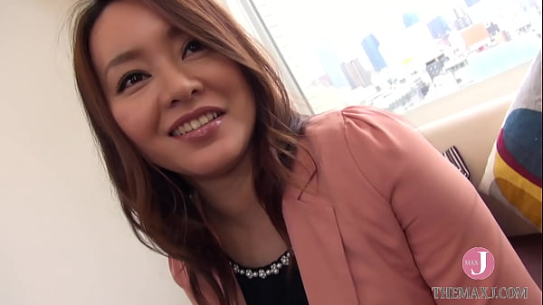 Guarda il video sexy di una teenager