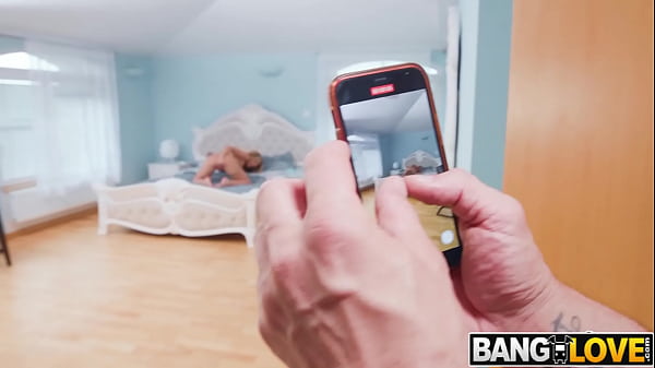 Metti via la macchina fotografica Max Dior, Rika Fane