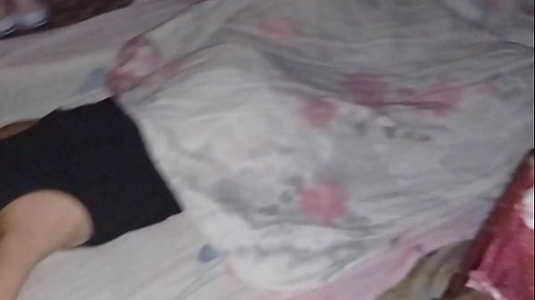 Guarda il sensuale video per adolescenti