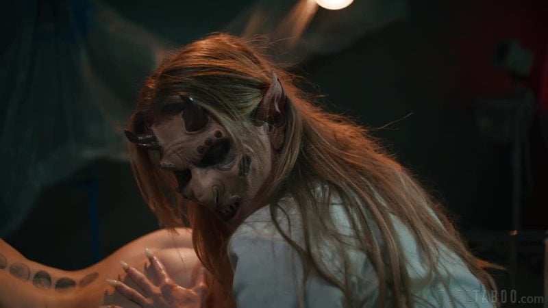 Puretaboo Ashley Lane und Anna Claire Clouds