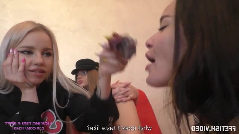 [159]/俄罗斯足统治/调教、恋物癖、脚、腿、统治、羞辱、俄罗斯、奴隶、袜子