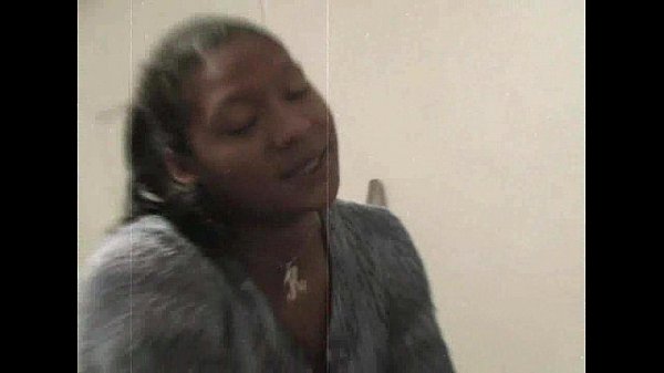 Il delinquente Rican dei progetti di New York viene scopato