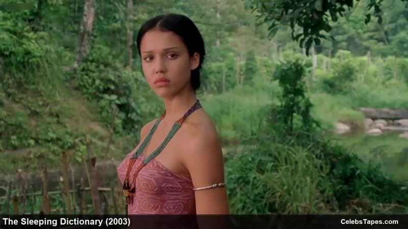 Emily mortimer jessica alba desnuda y escenas románticas de películas de sexo (720p)