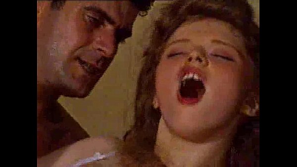 Julie-Triangolo d'oro 1