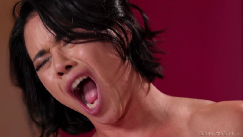 Dana Vespoli, Katie Morgan Mothers Playdate [tout le sexe, porno, sexe, cunnilingus, orgazm, chatte, porno, cunnilingus, lesbiennes, milf]